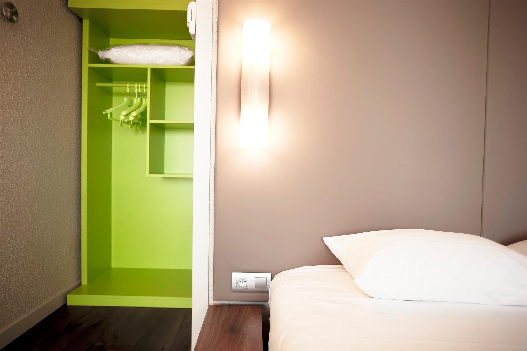 B&B Hotel Avignon Sud Parc Des Expositions Εξωτερικό φωτογραφία