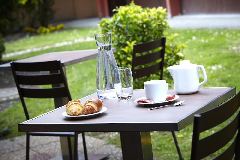B&B Hotel Avignon Sud Parc Des Expositions Εξωτερικό φωτογραφία