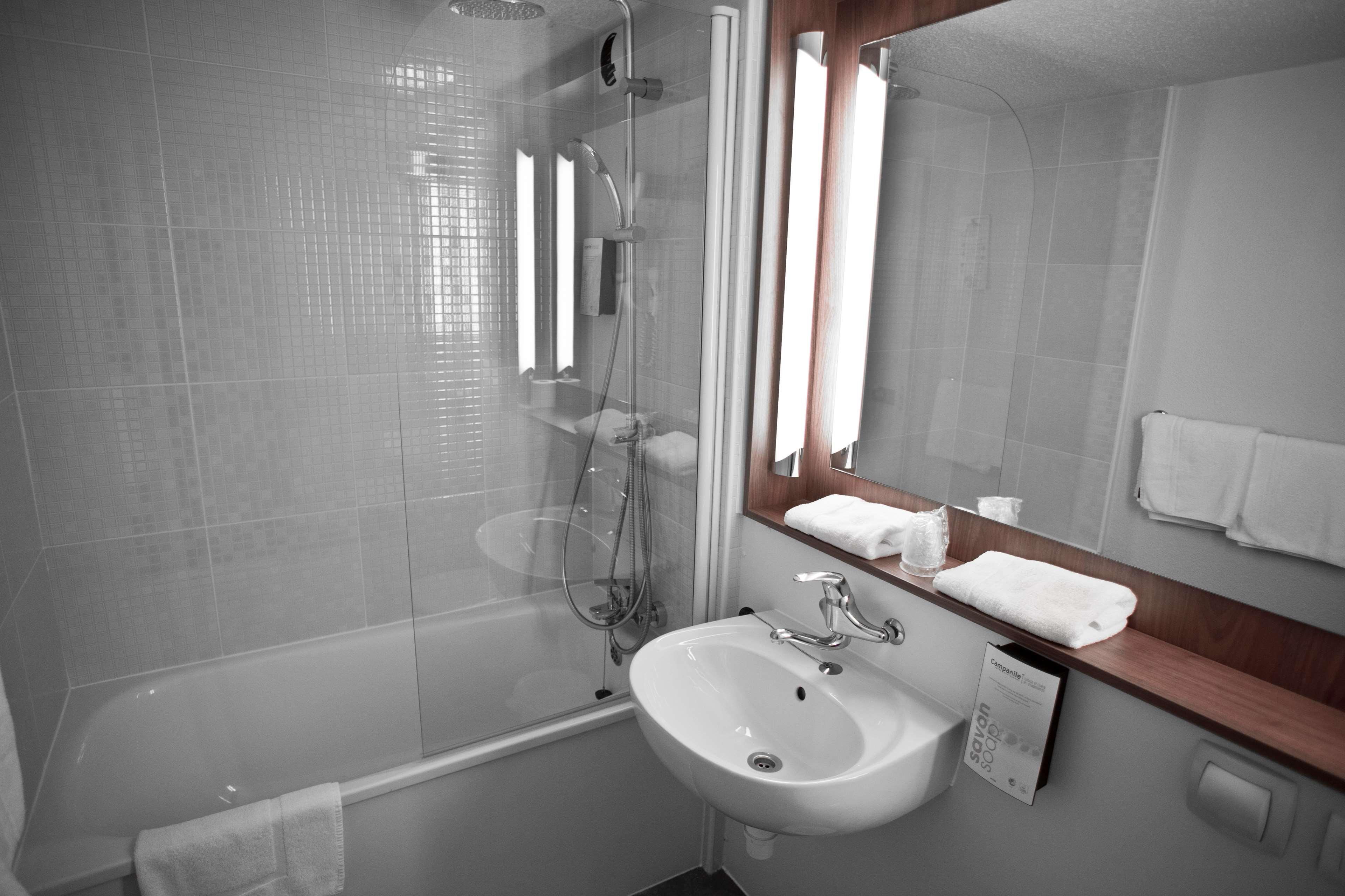 B&B Hotel Avignon Sud Parc Des Expositions Εξωτερικό φωτογραφία