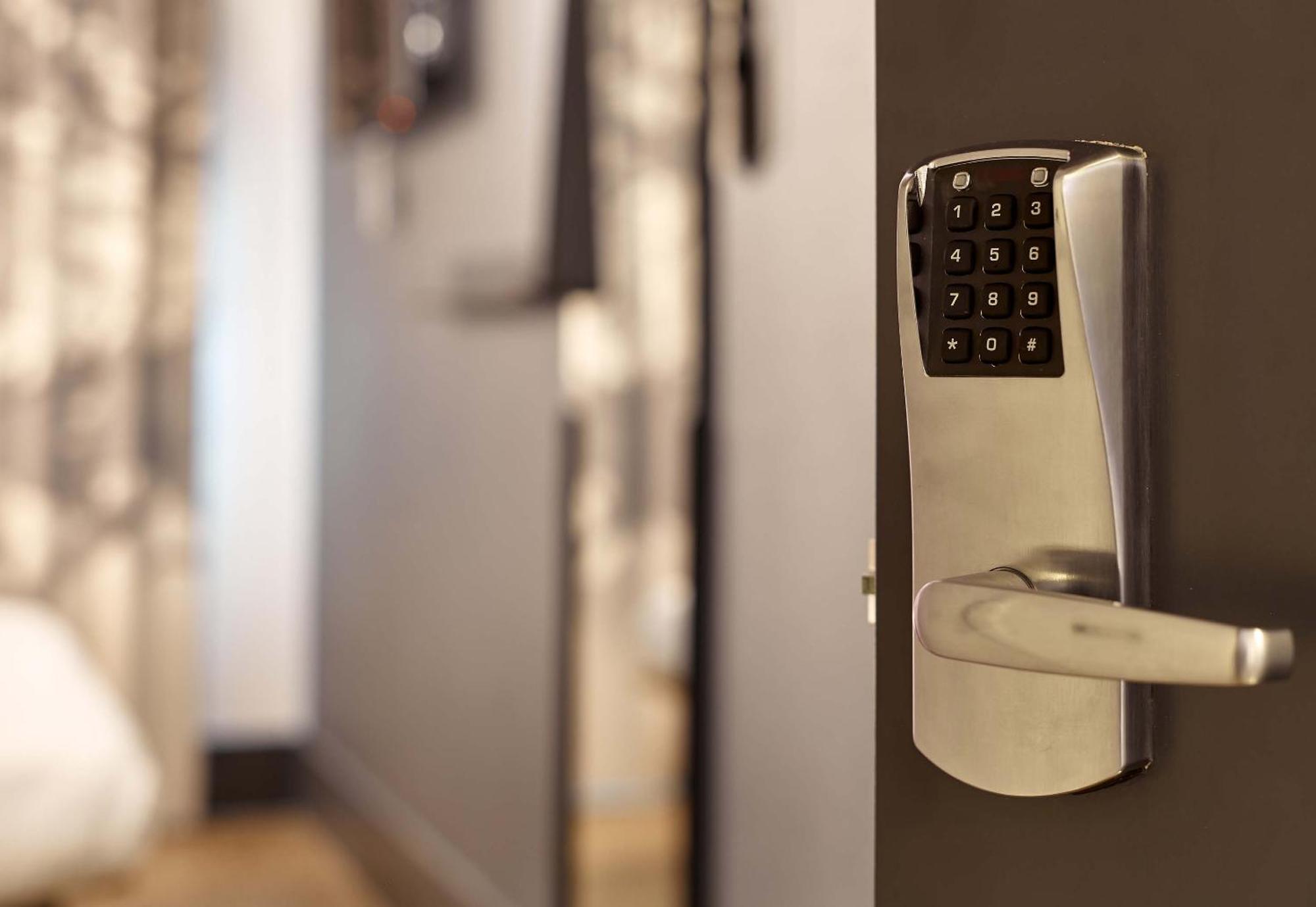 B&B Hotel Avignon Sud Parc Des Expositions Εξωτερικό φωτογραφία